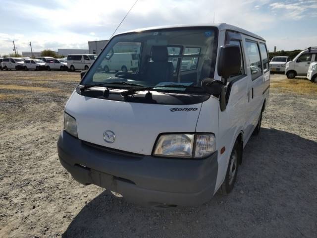 4631 MAZDA BONGO VAN SKP2V 2014 г. (LUM Fukuoka Nyusatsu)